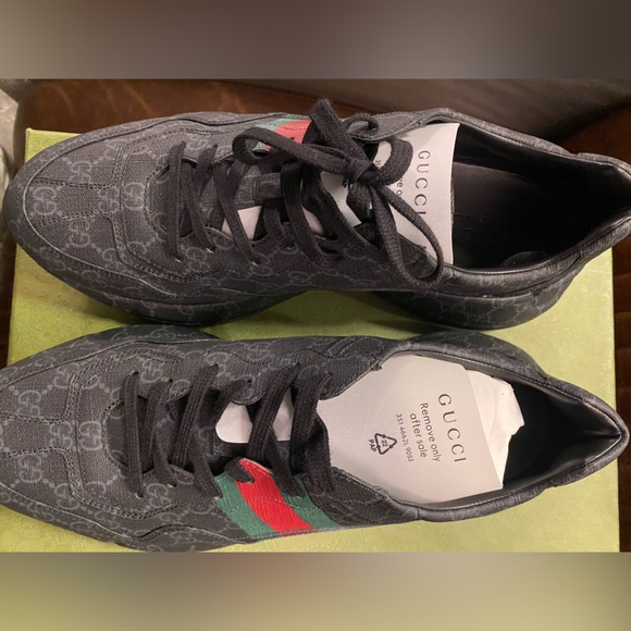Gucci Men's Rhyton GG Supreme  Sneakers - Picture 11 of 16